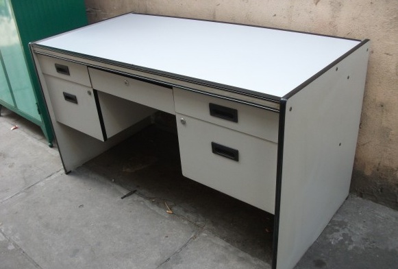 Thanh lý bàn ghế văn phòng giá rẻ tại Hà Nội Thanh lý bàn ghế văn phòng giá rẻ tại Hà Nội