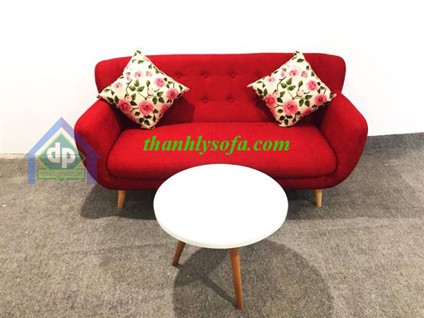 Hãy cập nhật phong cách của ngôi nhà của bạn với chiếc sofa thuyền đỏ đầy màu sắc và cá tính. Đây là một sự lựa chọn tuyệt vời cho người yêu thích nét đẹp hiện đại và trẻ trung. Hãy thưởng thức và khám phá mọi chi tiết về chiếc sofa này qua hình ảnh đính kèm.