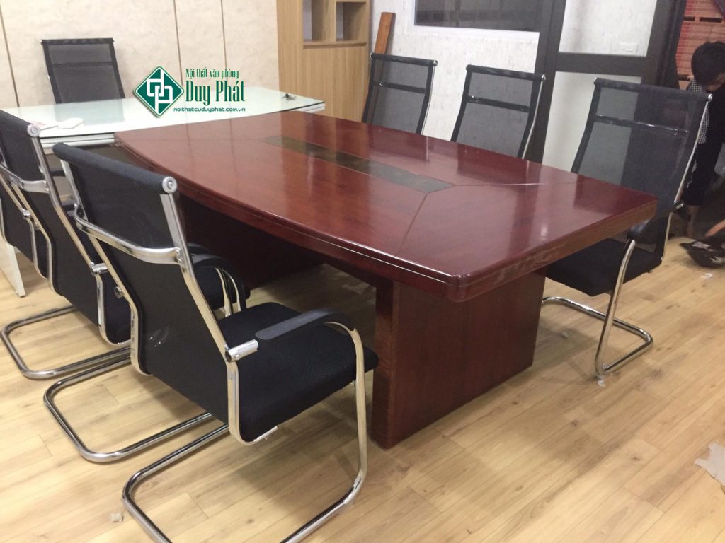 Thanh lý bàn ghế ghế văn phòng Phú Thọ mới 99% Giá Xưởng
