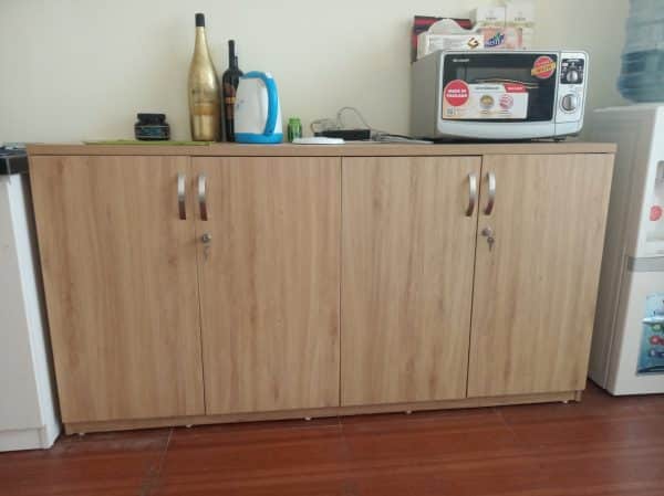 Thanh lý tủ tài liệu thấp kt dài 1m6 sâu 50cm cao 84cm mới 98%