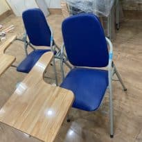 thanh lý ghế gấp liền bàn trường phát mặt gỗ cao su mới 99,9%