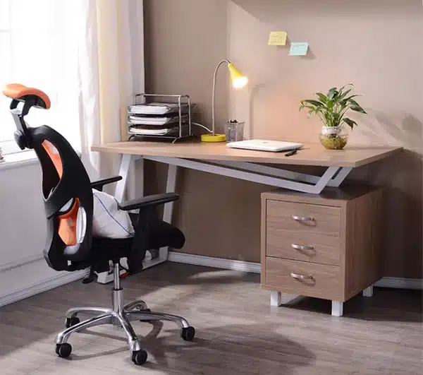Kinh nghiệm chọn mua bàn làm việc thanh lý chất lượng