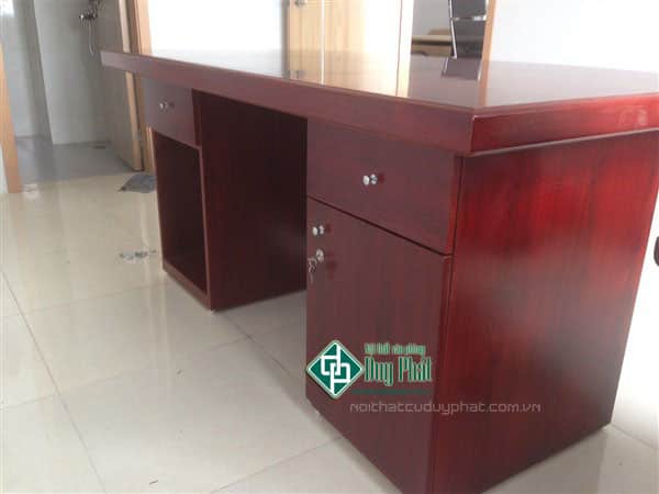 Thanh lý bàn giám đốc mẫu ET 80x1m6 hình chữ nhật