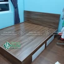 giường gỗ công nghiệp kt 1m8x2m (giường có ngăn kéo) mới 100%